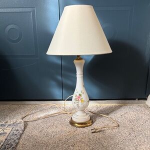Floral White and Gold Table Lamp